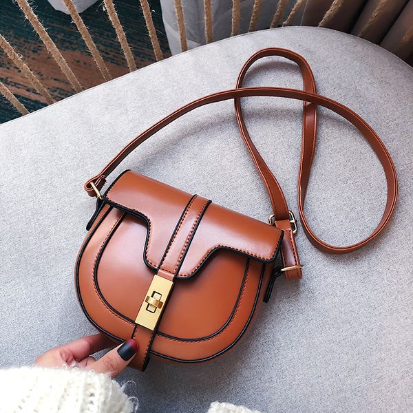 

2020 new women's crossbody bag korean version of all-match fashion casual ladies saddle bag