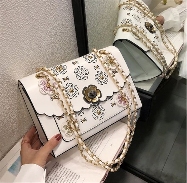 

luxury designer shoulder bag designer handbag women's handbag new fashion messenger bag with all kinds of chains one shoulder hollow flower2