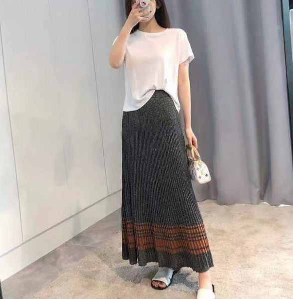 

women long knitted skirt elastic autumn winter pleated skirt, Black