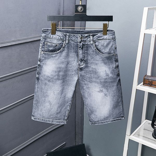

summer thin denim shorts 2019 new straight knee length pants men's five pants trendy holes hip hop casual short jeans, Blue