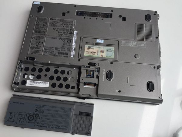 Alldata 10.53 Auto Truck Diagnostire dell'utensile Auto Repair Laptop D630 RAM 4G HDD 1TB Computer pronto per l'uso