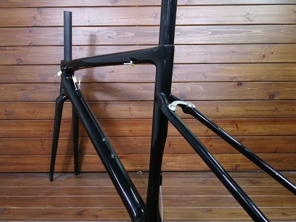 

2019 l6 new ud fini hed carbon road frame bike di c brake rim cycling bicycle racing frame et handlebar taiwan bike can be xdb hipping