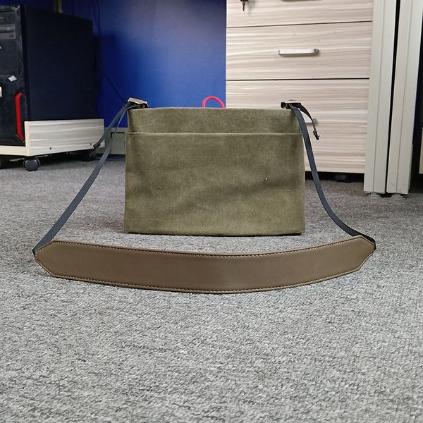 

2019 european and american fashion canvas satchel vintage fashion mobile phone bag diagonal across one shoulder bag