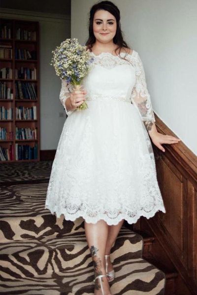 

2020 boat neck knee length wedding dresses plus size 3/4 illusion long sleeve lace wedding reception dress garden party bridal gowns cheap, White