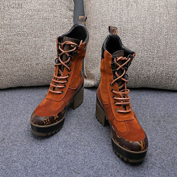 

european station winter new short boots custom heel high heel martin boots retro handsome leisure thick bottom motorcycle boots women, Black