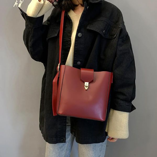 

women large capacity mobile messenger bag wide shoulder strap lock bucket bag crossbody bags for women bolsas de mujer#s