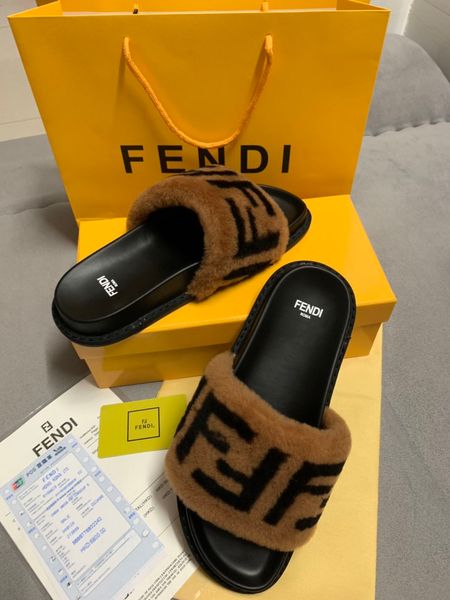 

Горячие Продажи бренда Мужские Пляжные Слайд Сандалии Medusa Scuffs Тапочки Женские Му