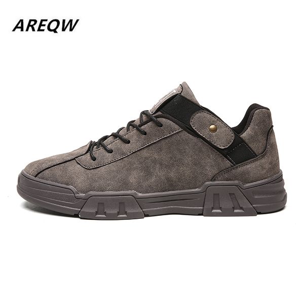 

2019 spring and autumn wild pure color low to help fashion sports shoes men's new breathable comfortable men's shoes, Black