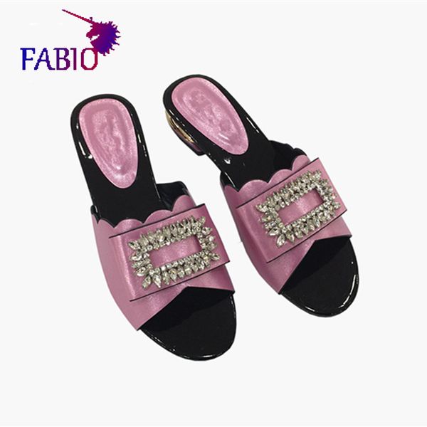 

african lady's leisure slippers with drill, Black