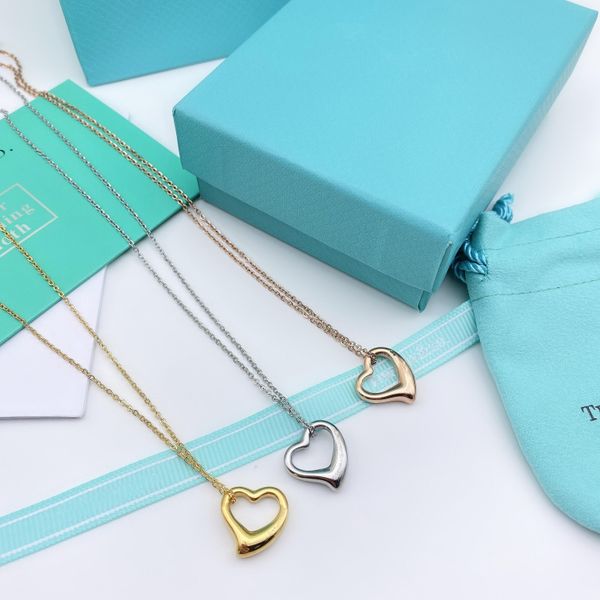 

new 316l heart-shaped necklace fashion woman short jewelry 18k gold titanium peach heart necklace ladies pendant love heart with cloth bag, Silver