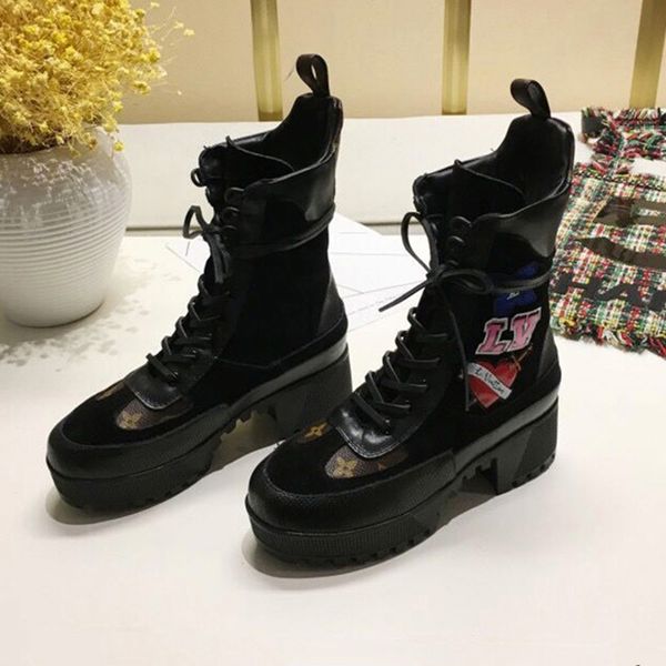 

martin boot 2020 europe and america luxury boots womens boots 100% real leather generous heel heavy duty soles, Black