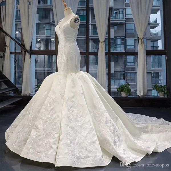 

элегантные белые атласные русалка свадебные платья sexy real pictures 2020 v шеи lace-up назад оболочка плюс размер african свадебное платье, White