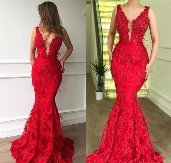 Impressionante sexy Red V-Neck Prom Dresses Mermaid Wear Illusion Lace apliques longo Sheer Voltar Partido Evening Formal vestidos novos mantos de mariée