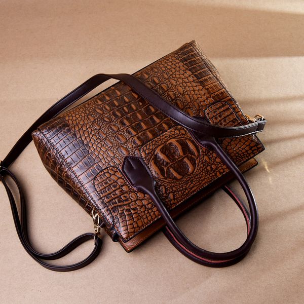

2020 new handbag women's bag handbag shoulder bag