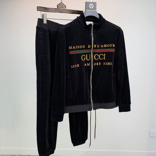 

2020 mens designer tracksuit 2 colors fashion luxury mens sweat suits jackets pants velvet (jackets+pants) -3xl, Gray