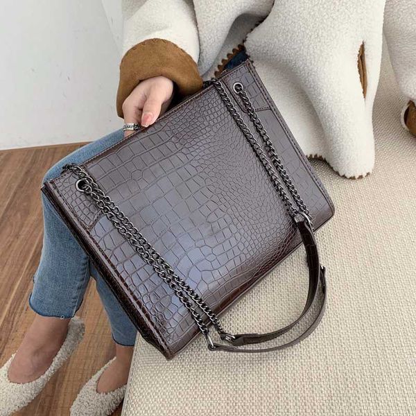 

elegant crocodile pattern crossbody bags for women small square leather luxury handbags women messenger designer shoulder bag