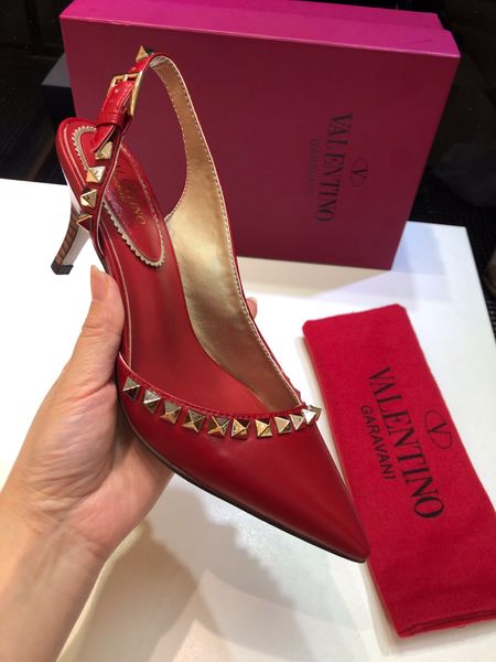 

2020 da новых женщин designerluxury леди высокие каблуки обуви nude носками brandshoes пляж сандалии благородный темперамент свадебное плать