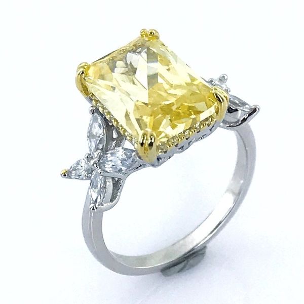 

baget yellow z butterfly sides design silver ring, Golden;silver