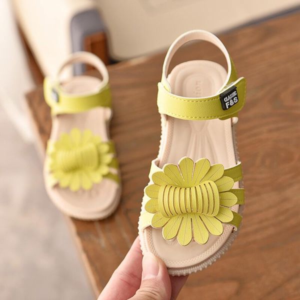 

girls sandals children 2020 summer new fashion princess chrysanthemum sandals children beach shoes girls performance shoes, Black;red