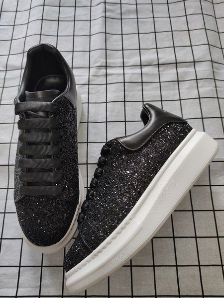 

luxury sneakers men's designer shoes lace-up round head smooth leather sparkling women's oversized sneakers size 35-46, Black
