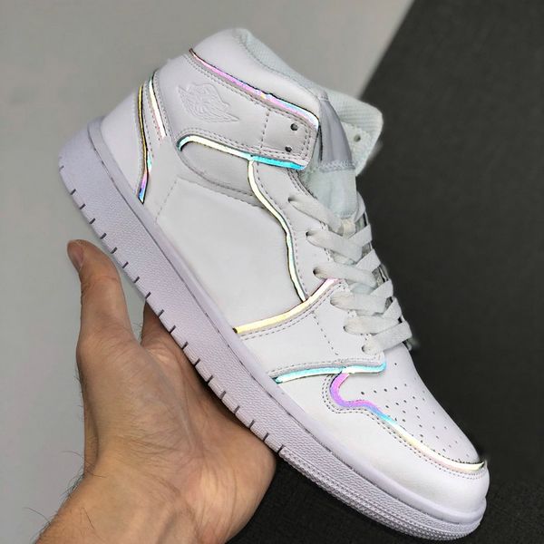 

2020 new mens mid 1 ret hi paem baskteball shoes women 1s white multi fully 3m reflective sports sneakers trainers des chaussures zapatos, White;red