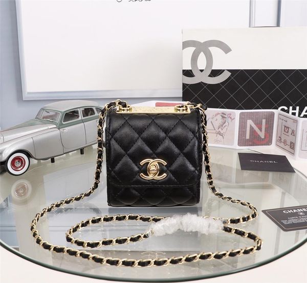 

2019 hot sale fashion retro handbags purse womens leather bag chain bag crossbody bag and shoulder bags,size:12cm*12cm*7cm