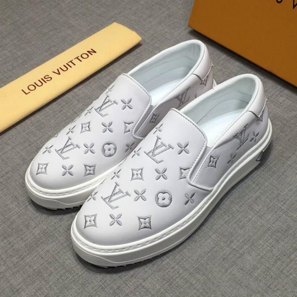 

Original box high end luxury fa hion trend ca ual hoe enior de igner luxury driving hoe wild flat bottom outdoor port hoe