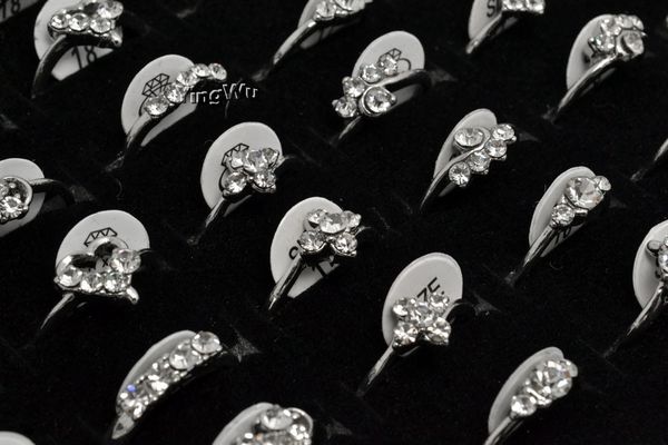 

yingwu 50pcs wholesale lots mix women lady silver plated crystal rhinestone rings silver vintage ring ship, Slivery;golden