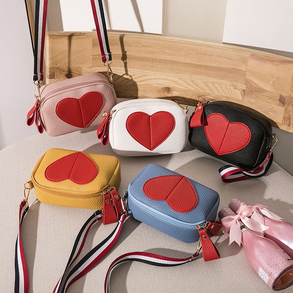 

fashion loving heart bag 2019 new fashion heart-shaped small square bag single shoulder slant women's