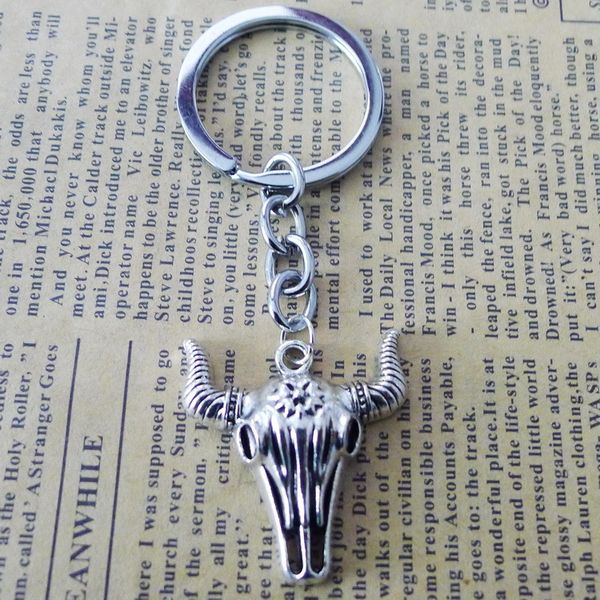 

alloy tuba oxhead cattle the devil key pendant buckle ancient silver ornaments parts, Slivery;golden