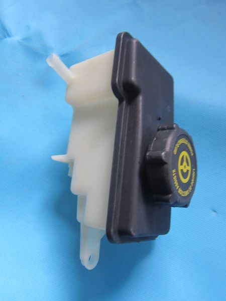 

brake master cylinder oil bottle reservoir sub-assy for mondeo am 2.0 2004 2005 2006 oem:1s7c 3r700ac46y