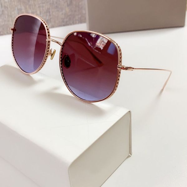 

модные полые дизайнерские солнцезащитные очки виски сделаны из цельного куска металла. логотип украшает храм. элегантный дизайн. с боксом, White;black