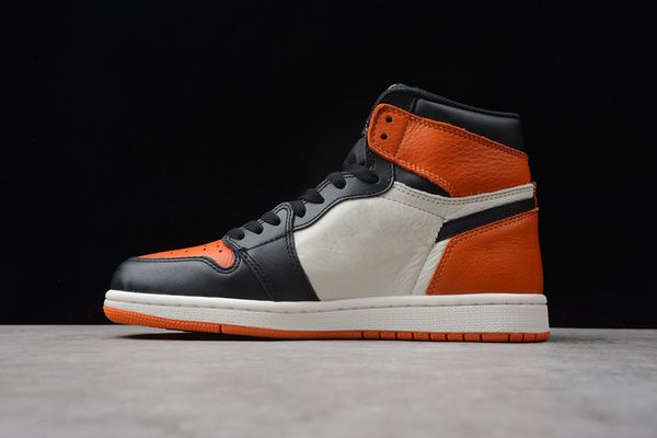 

1 high og white men basketball shoes red powader blue unc white sports sneakers 1s women white blue black toe 3647