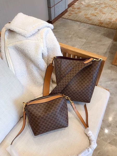 

2020 new fashion bags shopping party charm wild shoulder bag5wrn, Black