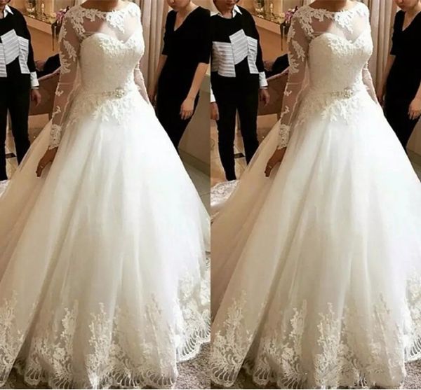 

white lace long sleeve a-line wedding dresses back appliques beaded middle east bridal dresses wedding gowns vestido de novia plus size