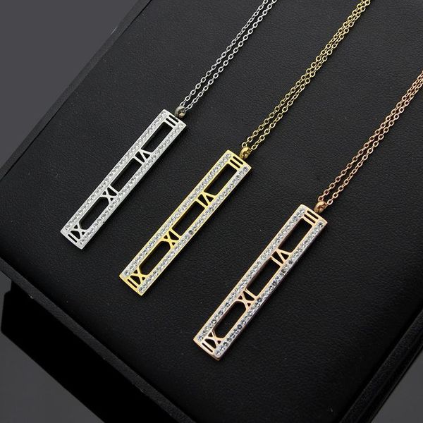 

2020 designer korean edition roman digital bilateral mud diamond necklace, Silver