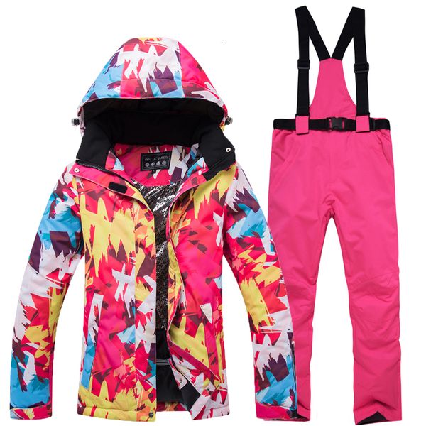

fashionable women's snowflake suit windbreaker damaged windbreaker sports snowboard shoes + scarf women's snowpants