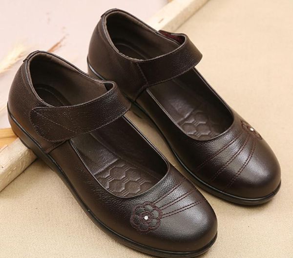 

2021 women's shoes in spring and autumn with new style slope heel round head mother shoes @nm621, Black