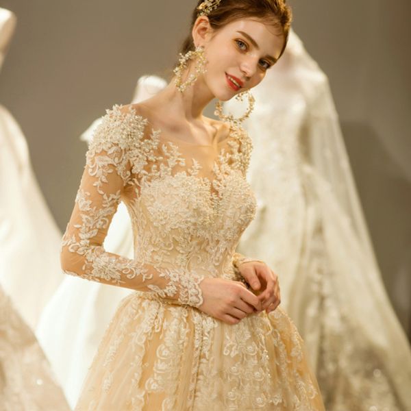 

fairy a-line light champagne свадебные платья с рукавами аппликации pearls бисероплетение винтажные кружевные свадебные платья кнопки вверх, White