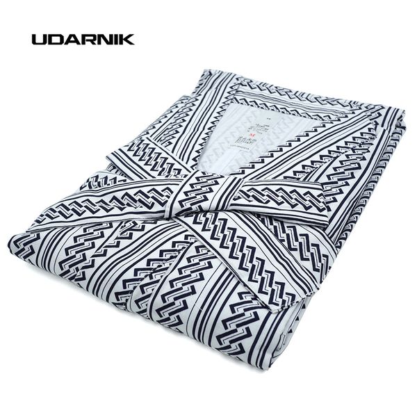 

men check kimono yukata cotton japanese bathrobe robe gown 3/4 sleeve nightwear sleepwear casual wear random pattern 048-1725, Black;brown