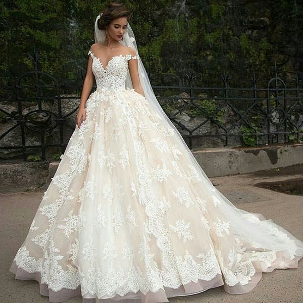 

vintage lace ball gown wedding dress 2019 off shoulder princess illusion jewel neck bride bridal dress gown weddingdress, White