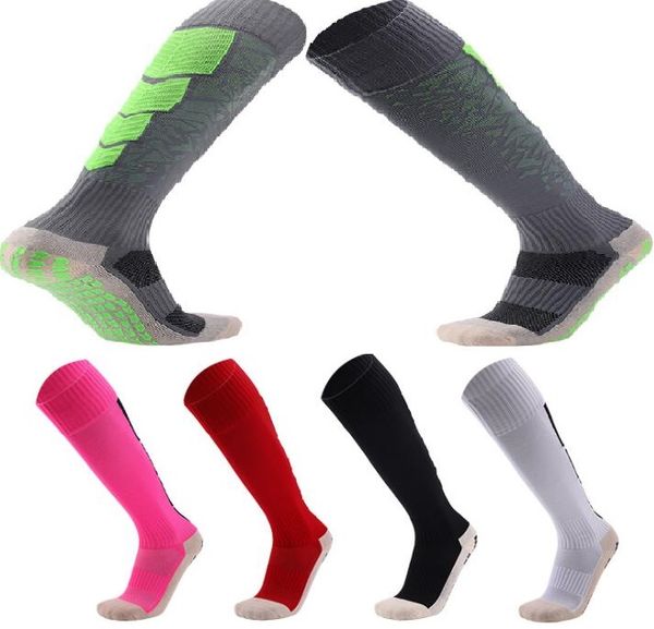 2019 Soccer çorap ABS ve aşınmaya dayanıklı futbol çorapları sönümleme havlu alt dağıtma çorap rahat bacak koruma uzun boru spor
