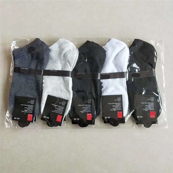 

UA Дизайнер Мужчины Женщины Лодыжки Носки с Бумажной Биркой Унисекс Марка Low Cut Кор