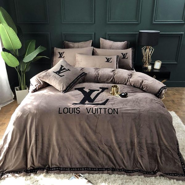 

designer luxury bedding sets king or  size bedding sets bed sheets 4pcs comforter luxury bed comforters sets warm and comfortable saban