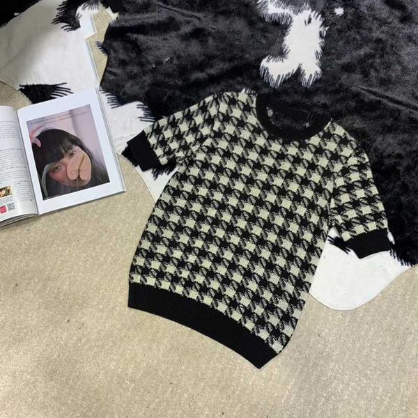 

women casual plaid sweater fashion pullover female 2019 autumn short sleeve knitted o-neck slim sweater women, White;black