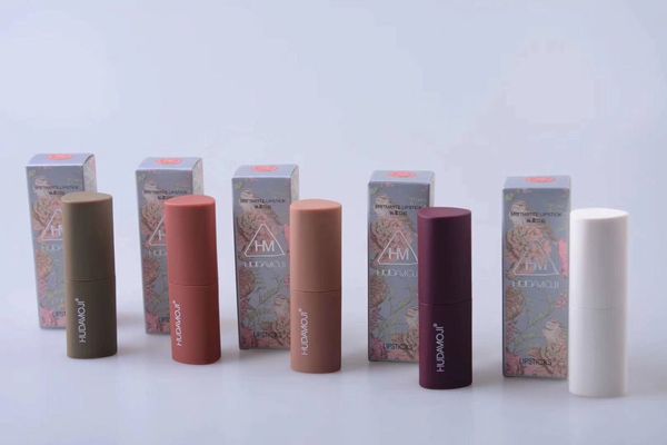 

Maquillage Марка макияж матовая помада 5 цветов MOJI блеск помада Мороз помада DHL бесплат