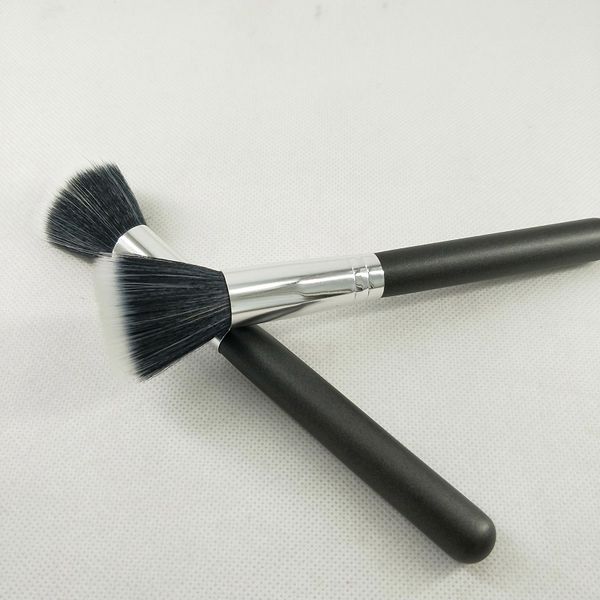 

makeup tools single blush makeup brush sybthetic hair brush head plastic and metal brush handle makeup brushes