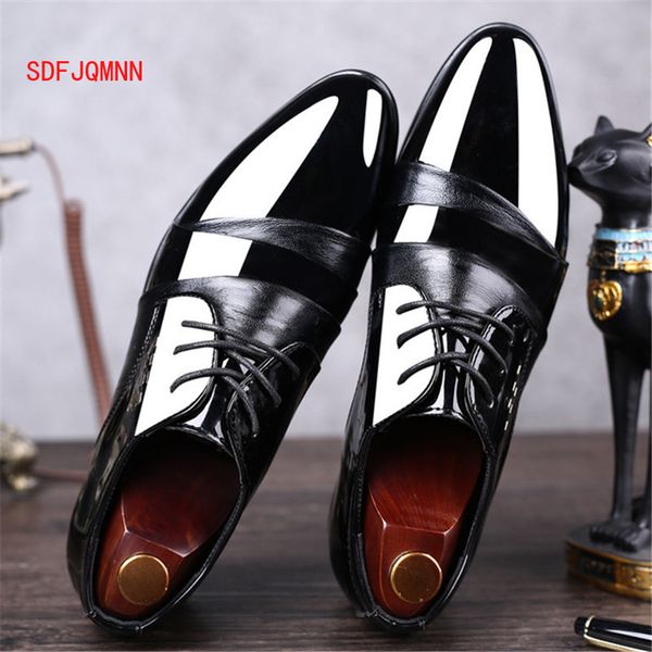 

2019 men's dress shoes fashion elegant formal wedding shoes men slip on office oxford for men black flat