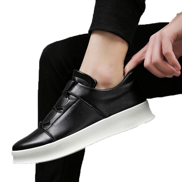 

summer men casual mesh breathable lightweight slip on shoes for men rubber bottom non-slip wear-resistant male shoes, Black