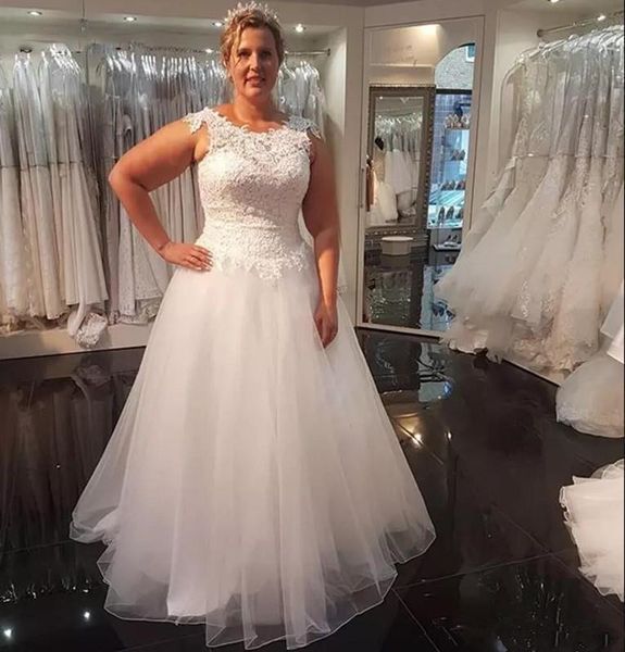 

plus size lace wedding dresses 2019 new selling custom sweep train cap sleeve a-line tulle bridal wedding gowns vestido de novia w190, White